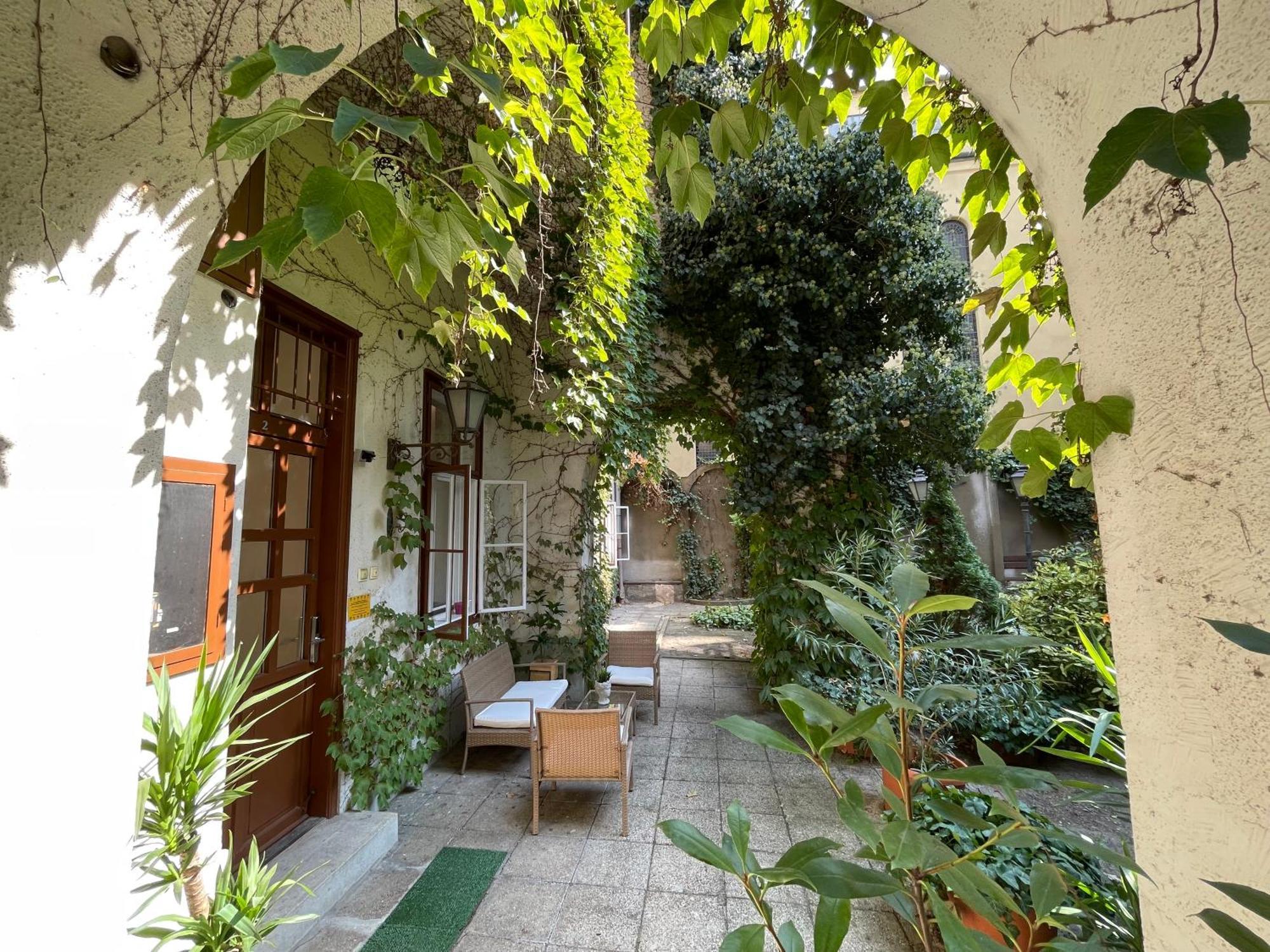 Palms Apartments Budapest Extérieur photo
